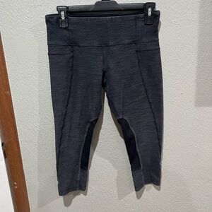 lululemon athletica Dark Gray Cropped Leggings Size 6